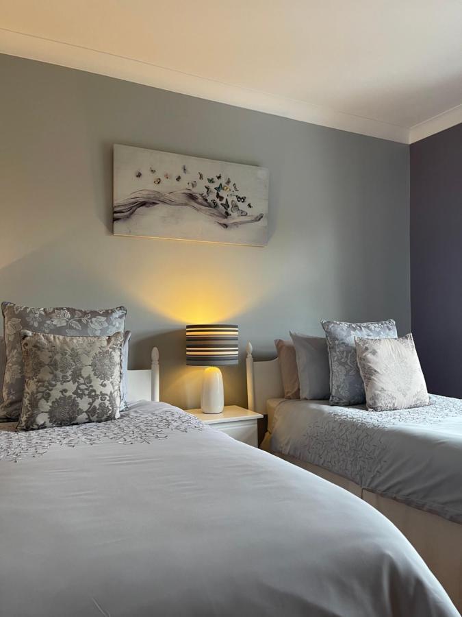 Greenfields Country House Latton Bagian luar foto