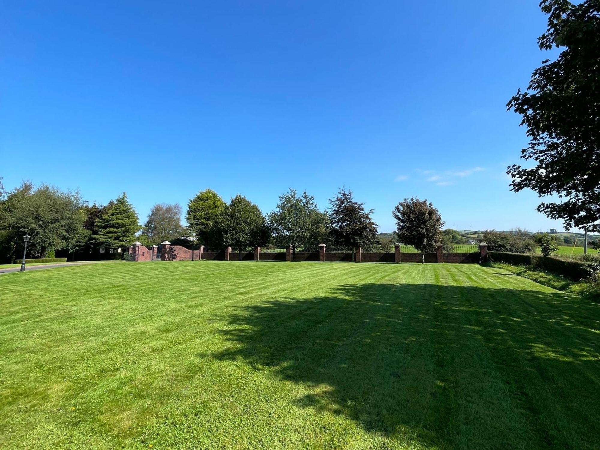 Greenfields Country House Latton Bagian luar foto